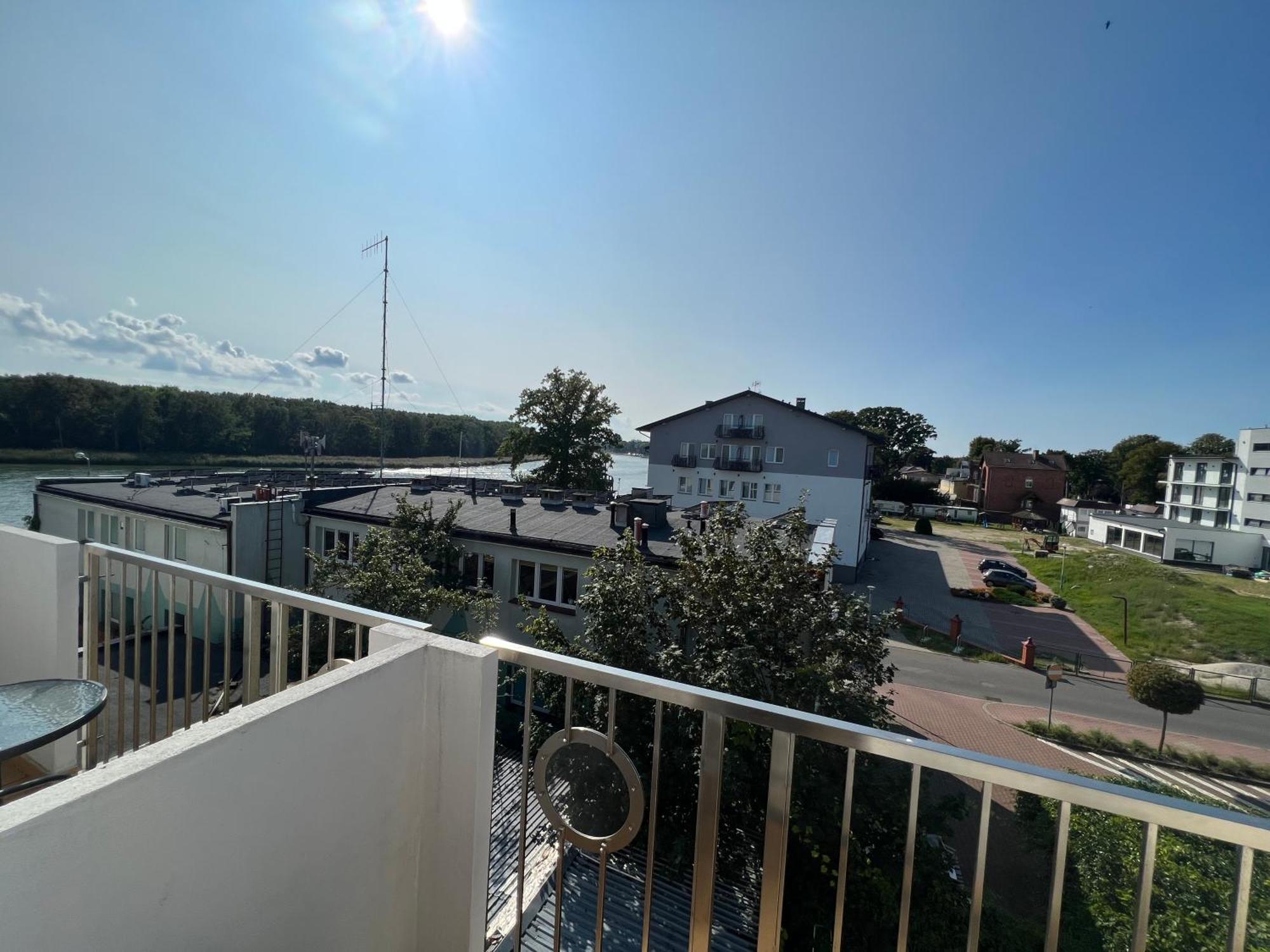 Dom Wczasowy Koral Dziwnow Bagian luar foto